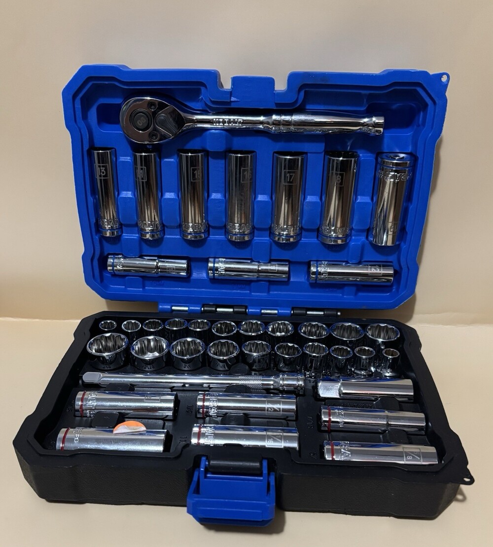 Kobalt Mechanics Socket Set Ratchet Hard Case Metric SAE Tool Set